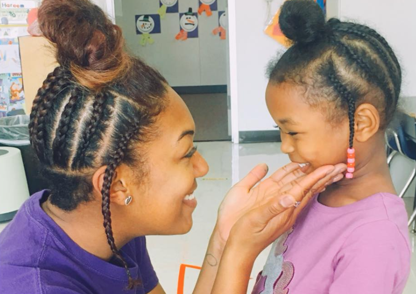 Pre-K teacher Leigh Bishop made her student smile by surprising her with a matching hairstyle. (Photo: Facebook/Leigh Bishop)