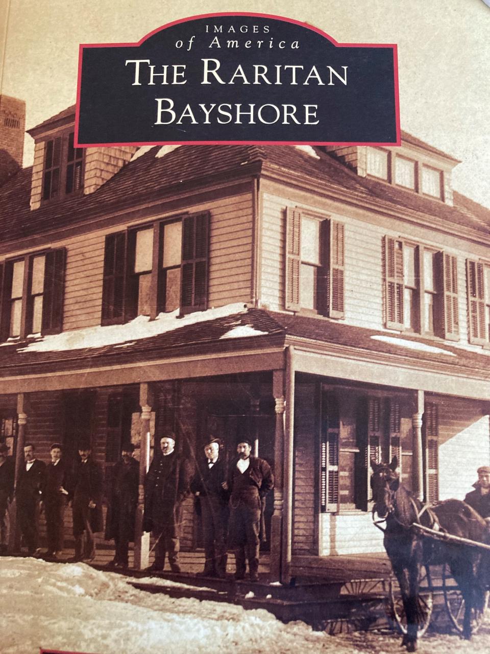 Cover of "The Raritan Bayshore" by Al Savolaine and Matt Ward.