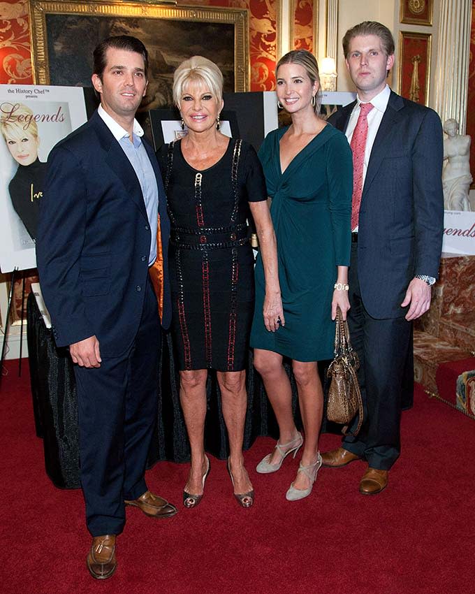 Ivana Trump con sus tres hijos