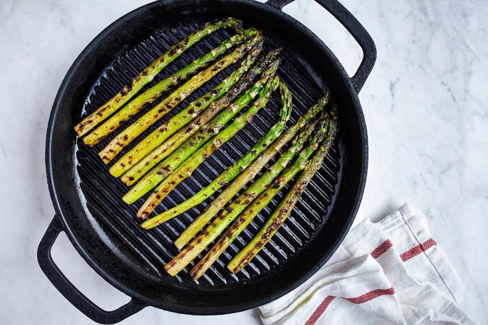 Don’t Let Winter Keep You From Grilling — These Grill Pans Will Give You That Char You Crave