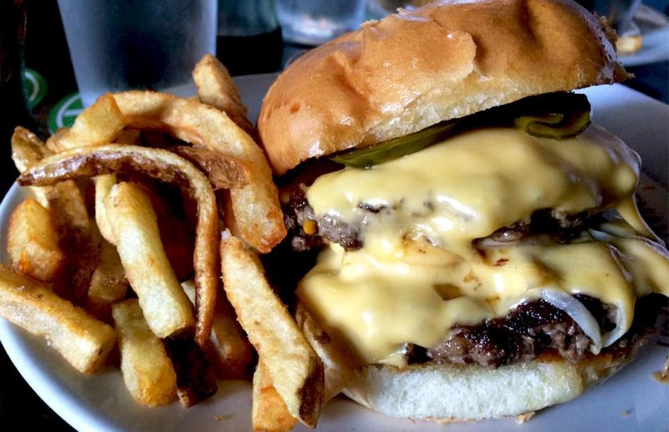 Georgia: Double Cheeseburger, Holeman & Finch Public House (Atlanta)