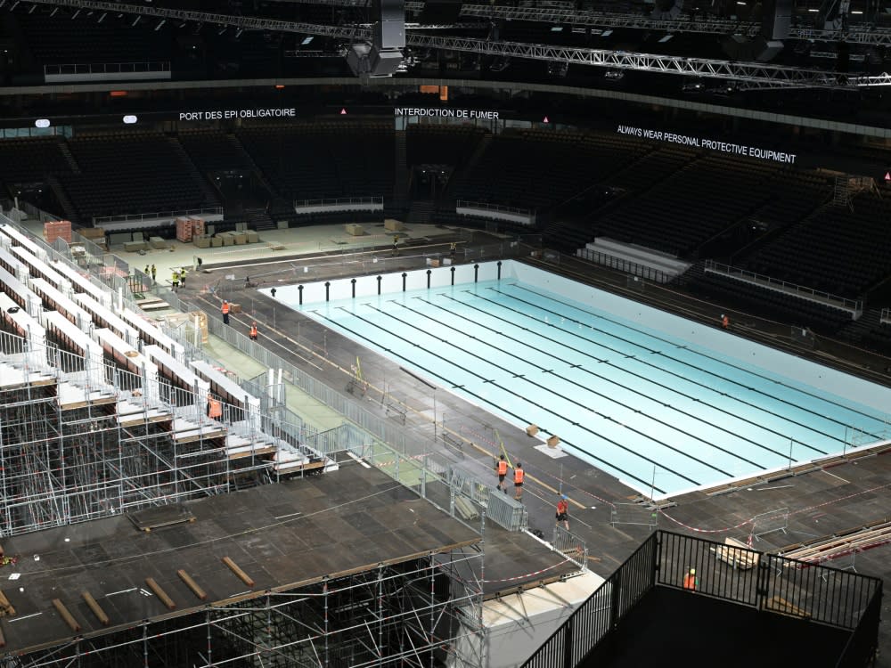 In der Schwimmhalle in Nanterre fallen Entscheidungen (BERTRAND GUAY)