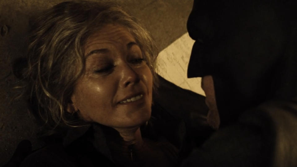 “I’m A Friend Of Your Son” - Batman V Superman: Dawn Of Justice (2016)