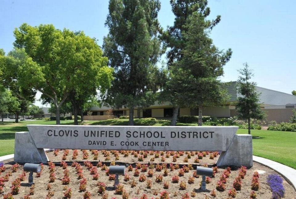 Clovis Unified School District headquarters at Sunnyside and Herndon avenues is seen in this Bee file photo.