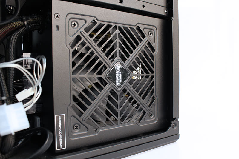 The Tremor ships with a 600 watt Superflower PSU.