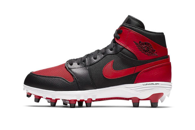 New Air Jordan 1 Cleats Feature Classic Colorways