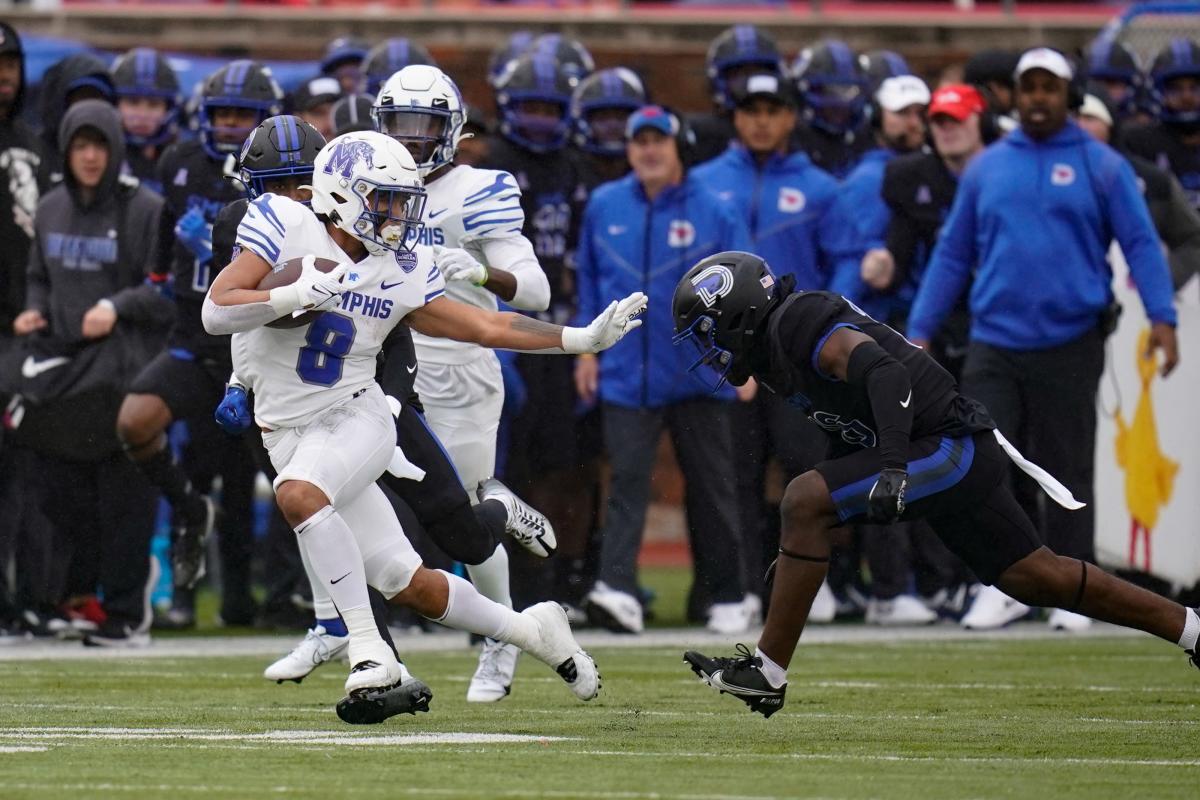 Memphis football bowl projections Which representatives were at SMU loss?