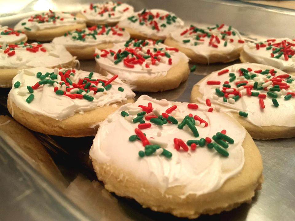 These tasted like normal sugar cookies — maybe a little too sweet — classic, but nothing extraordinary.