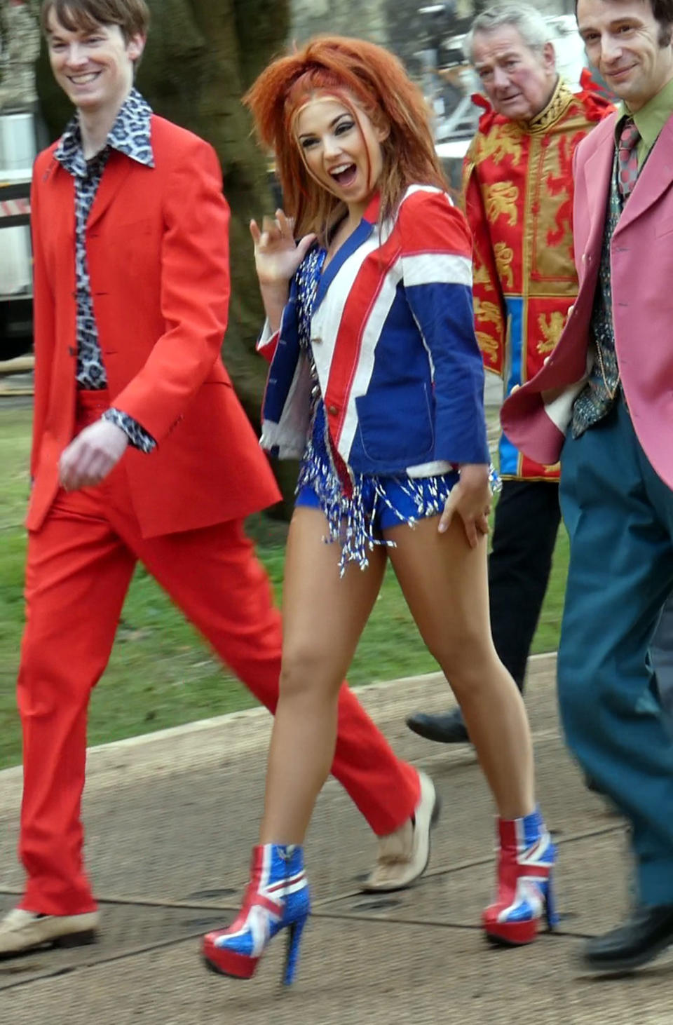 Ginger Spice LOOKALIKE Spotted On The Crown Film Set At Winchester Cathedral (UnBoxPHD / Splash News)