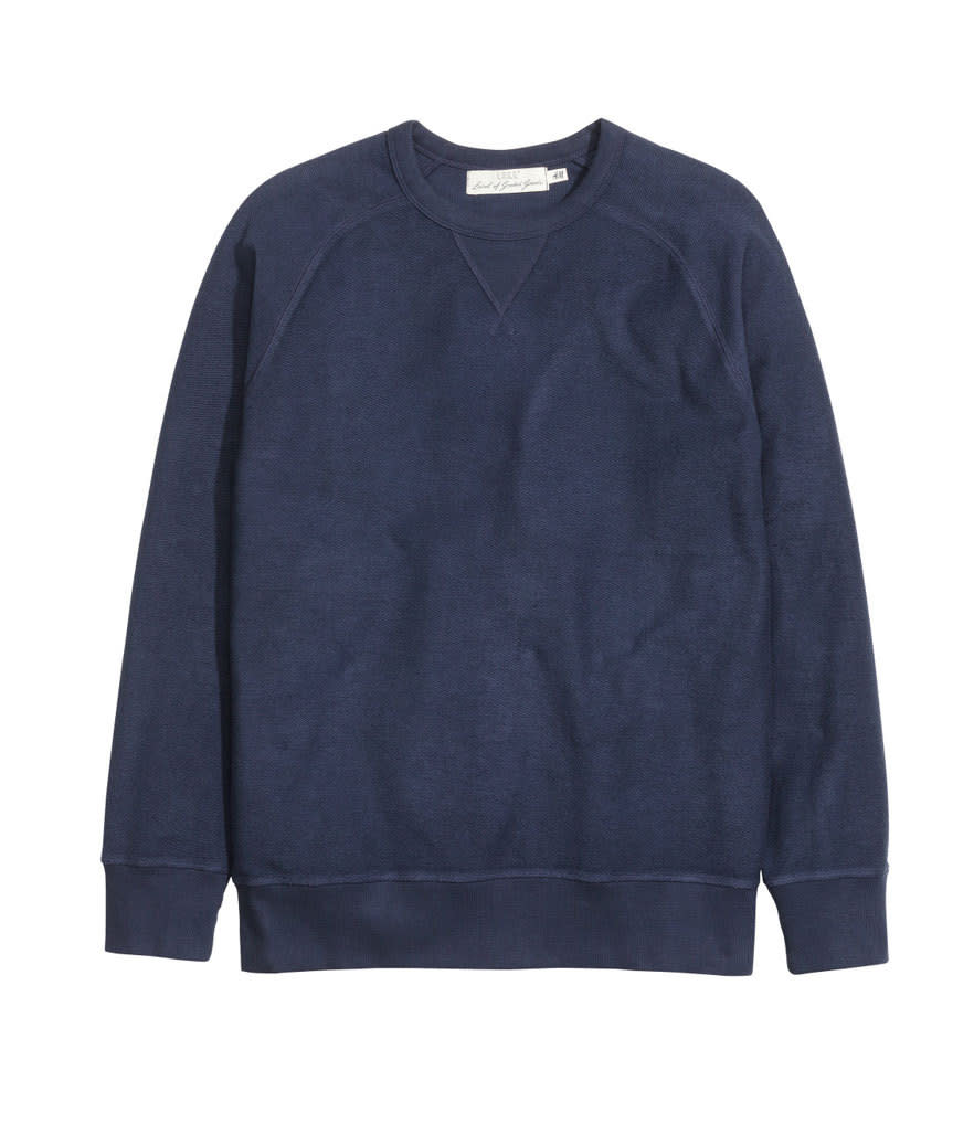 <p>Cotton sweater, $25, <a href="http://www.hm.com/us/product/43704?article=43704-B" rel="nofollow noopener" target="_blank" data-ylk="slk:H&M;elm:context_link;itc:0;sec:content-canvas" class="link ">H&M</a></p>