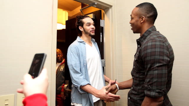 Former NBA All-Stars Joakim Noah (left) and Dwight Howard could make handshake deals for $260 million this weekend. Let the fun begin. (Bruce Yeung/Getty Images)