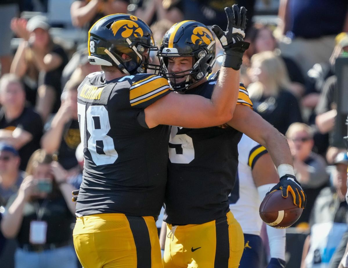 Injury Report: Several Iowa offensive players out for clash with Purdue in final  injury report