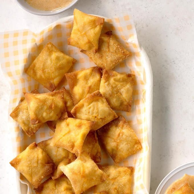 Pretty Pumpkin Wontons