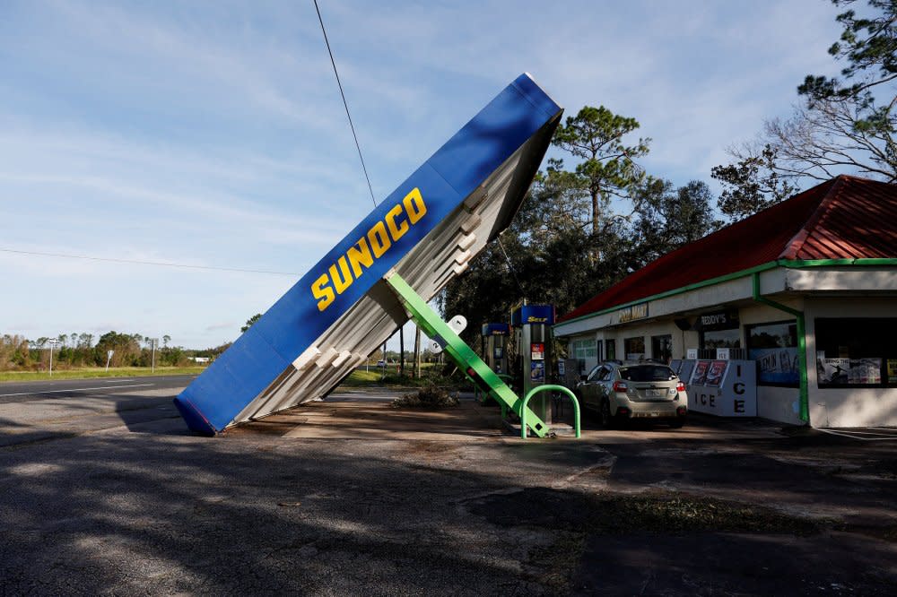 A damaged gas station structure in Perry, Fla., on Sept. 27.<span class="copyright">Marco Bello—Reuters </span>