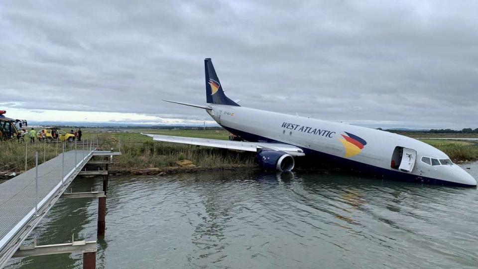Cet avion de fret exploité par la compagnie « West Atlantic » a raté son atterrissage à l’aéroport de Montpellier dans la nuit du samedi 24 septembre, sans faire de blessés.