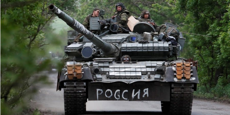 A Russian tank in Donetsk Oblast