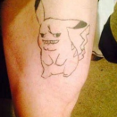 <p>Dieses Pikachu wollen wir lieber nicht entdecken! Das sonst so gut gelaunte Pokémon sieht als schlecht gestochenes Tattoo plötzlich ganz schön böse aus. (Bild: Instagram) </p>