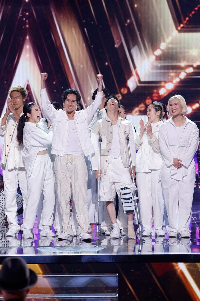 Chibi Unity, whose explosive dance routine resulted in one of its members tearing a knee ligament, landed a spot in the Season 18 finale Wednesday night.