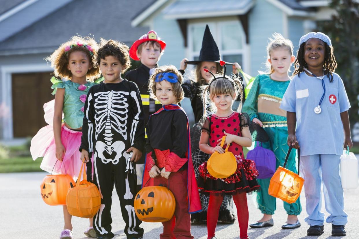 halloween trivia questions popular costumes