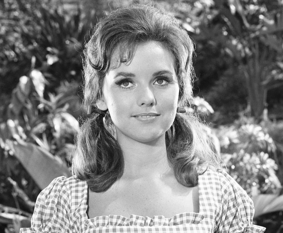 "Gilligan's Island" cast member Dawn Wells (as Mary Ann Summers) in 1964.  (Photo: CBS Photo Archive via Getty Images)