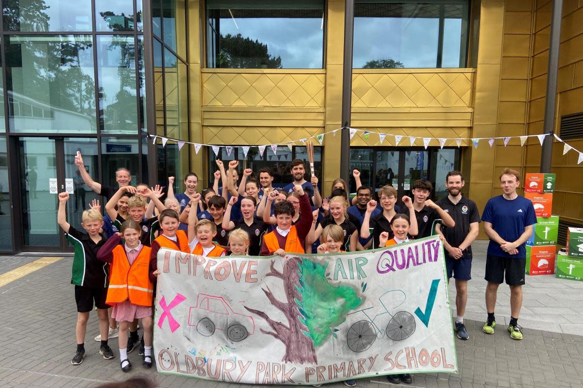 Pupils and teachers from Nunnery Wood Primary School and Oldbury Park Primary School pose alongside University of Worcester medical students on Severn Campus for the National Climate Relay <i>(Image: Newsquest)</i>