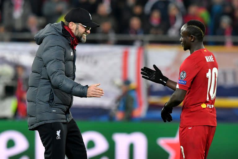 Klopp con Sadio Mane, uno de sus jugadores clave de los Reds