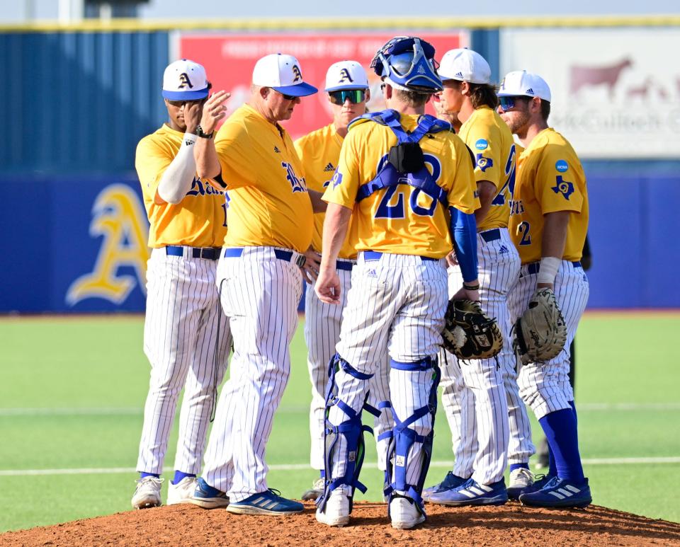 Angelo State University Rams Baseball vs Eastern New Mexico University Greyhounds, Game 2 LSC Playoffs First Round, Rams 9 ENMU 6 Rams win series to advance