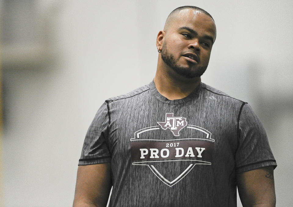 Former Texas A&M offensive lineman Jermaine Eluemunor takes in the Aggies' Pro Day this spring. (AP) 