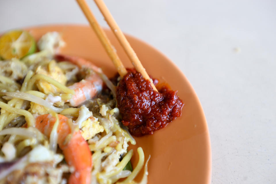 Swee Guan Hokkien Mee - sambal