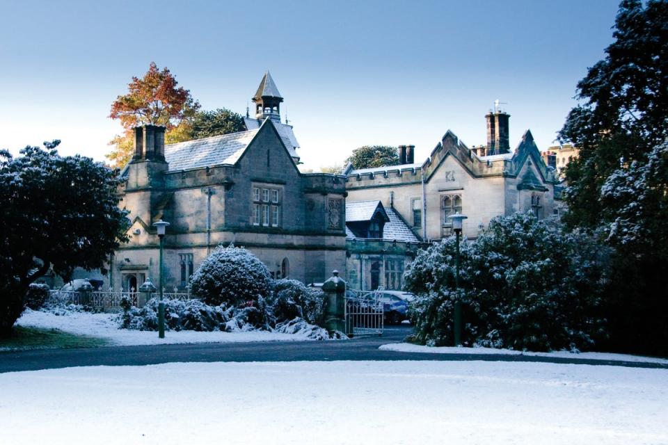 Melodic carol evenings and seasonal Michelin-starred menus grace Hampton Manor at Christmas (Hampton Manor)