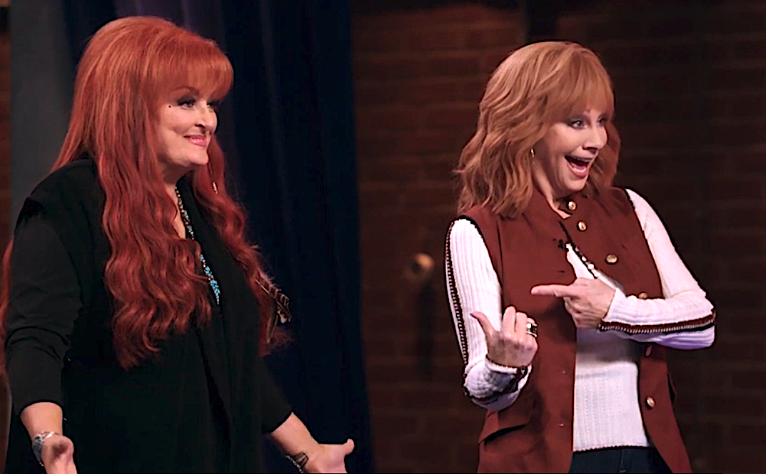 Wynonna Judd surprises 'The Voice' contestants as Season 24's Mega-Mentor. (NBC)