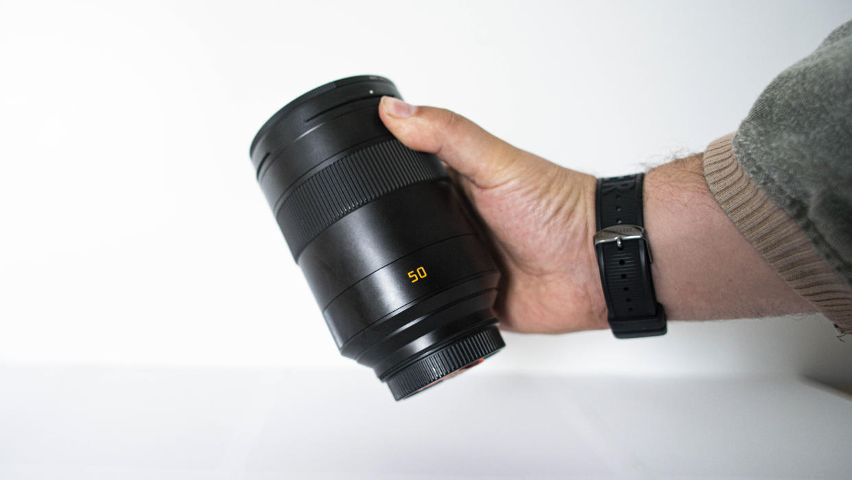  Leica 50mm Summilux-SL f/1.4 ASPH. 