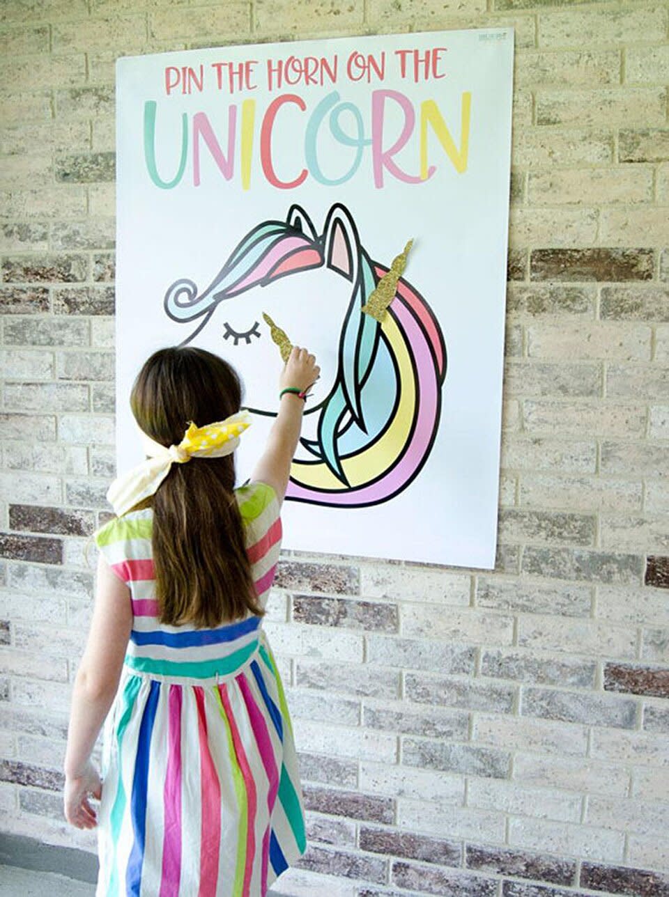Pin the Horn on the Unicorn Game