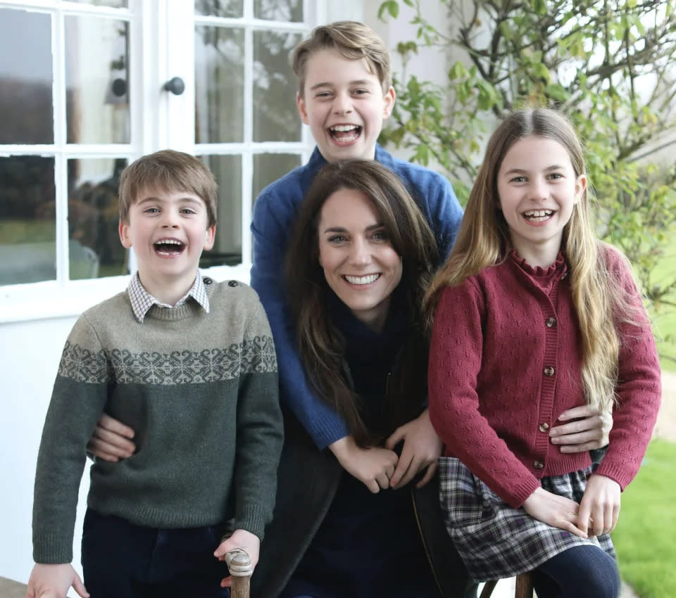 Die Prinzessin von Wales hatte sich für ein nachbearbeitetes Muttertagsfoto von sich und ihren Kindern entschuldigt. (Kensington Palace)
