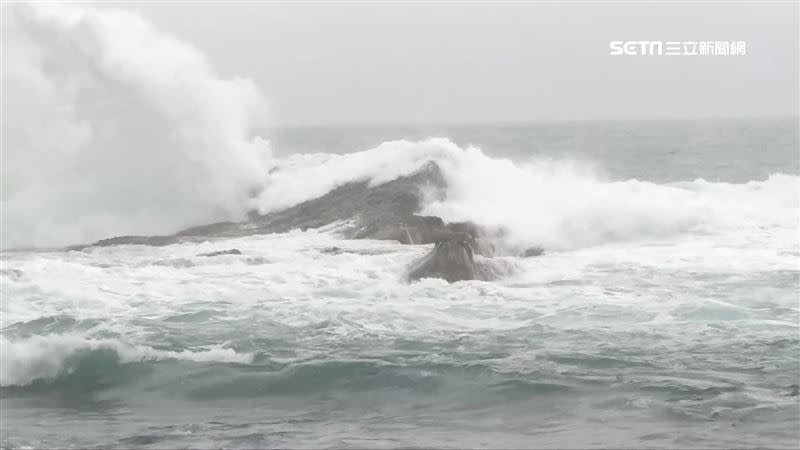 賈新興說，根據觀察，14日於菲律賓東方外海有熱帶性低氣壓發展機率。