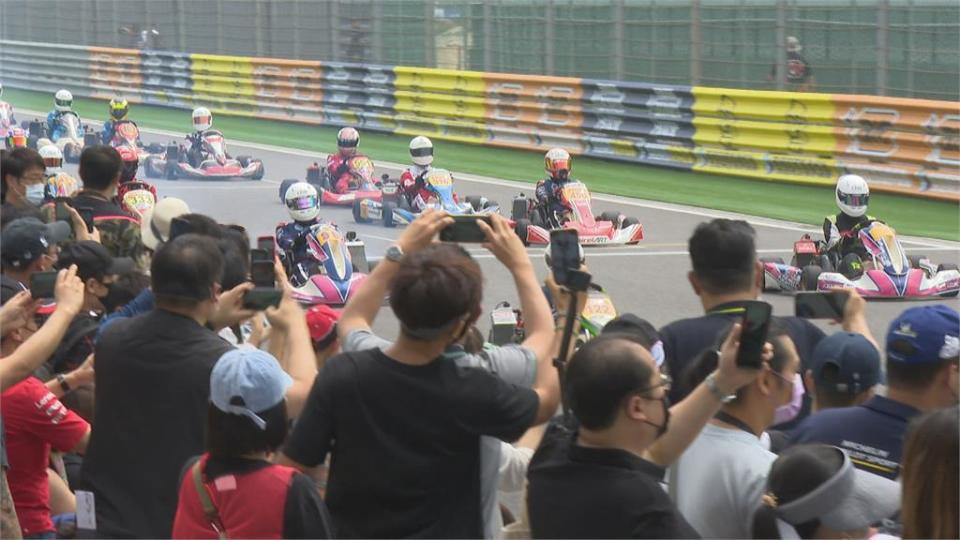 國際賽車場開幕 賽道250輛汽機車雲集