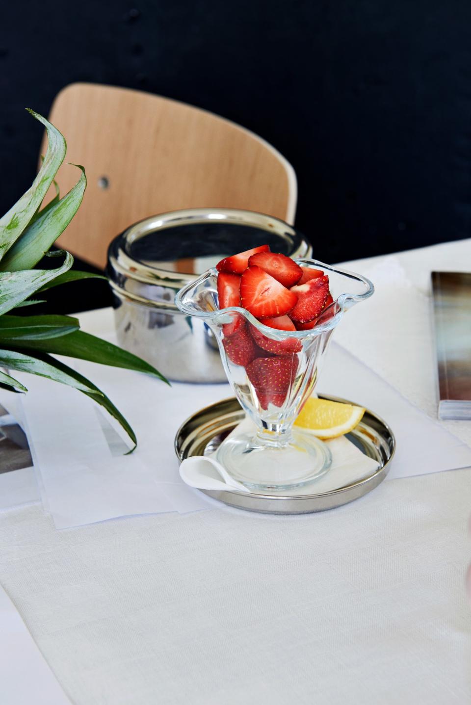 A vintage-looking ice cream dish.