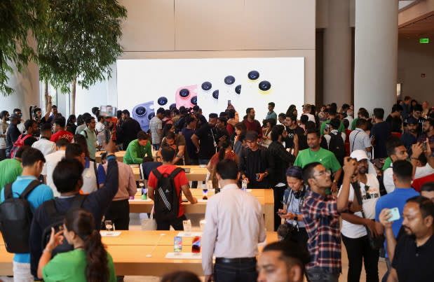 蘋果在印度第一家直營店18日在孟買開幕。路透社