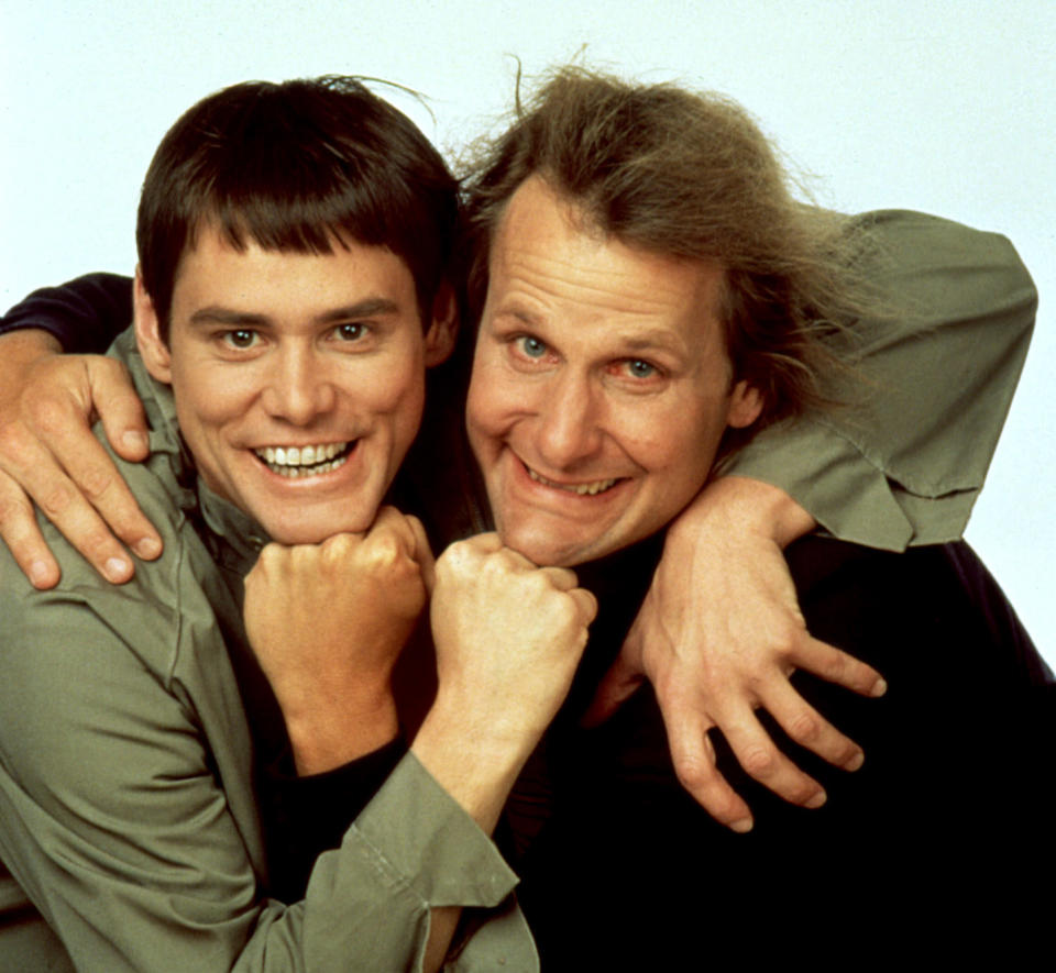 Closeup of Jim Carrey and Jeff Daniels