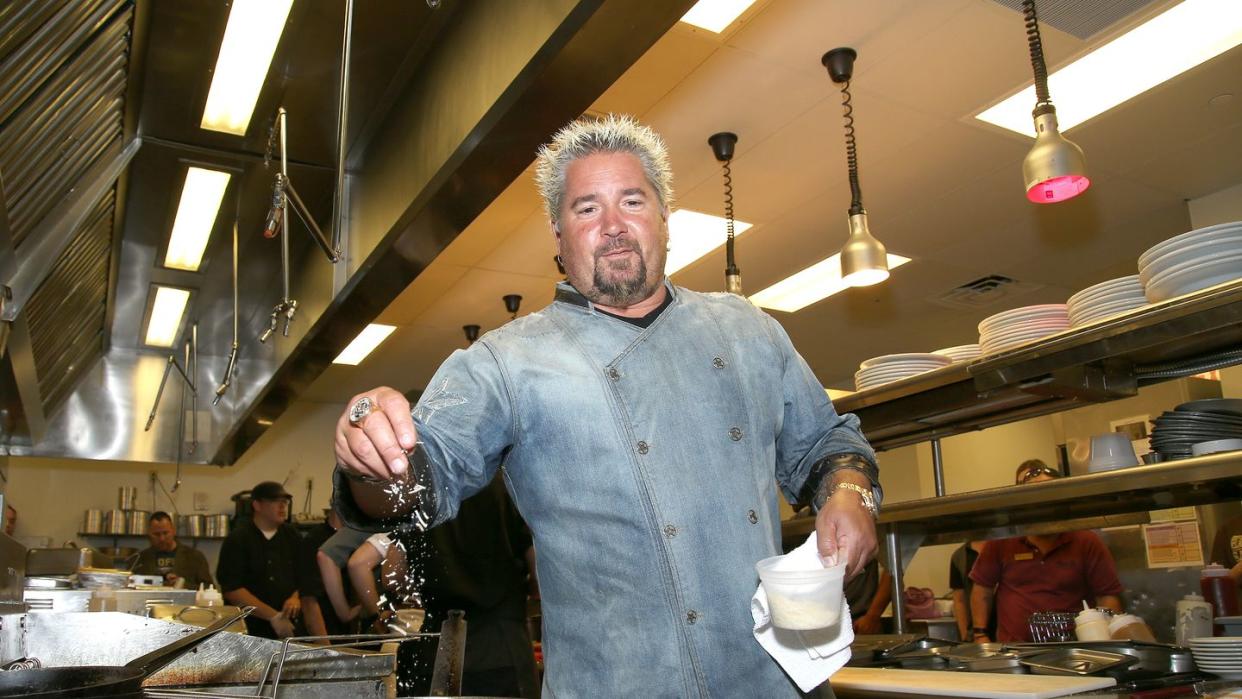 guy fieri meet  greet at mount airy casino resort