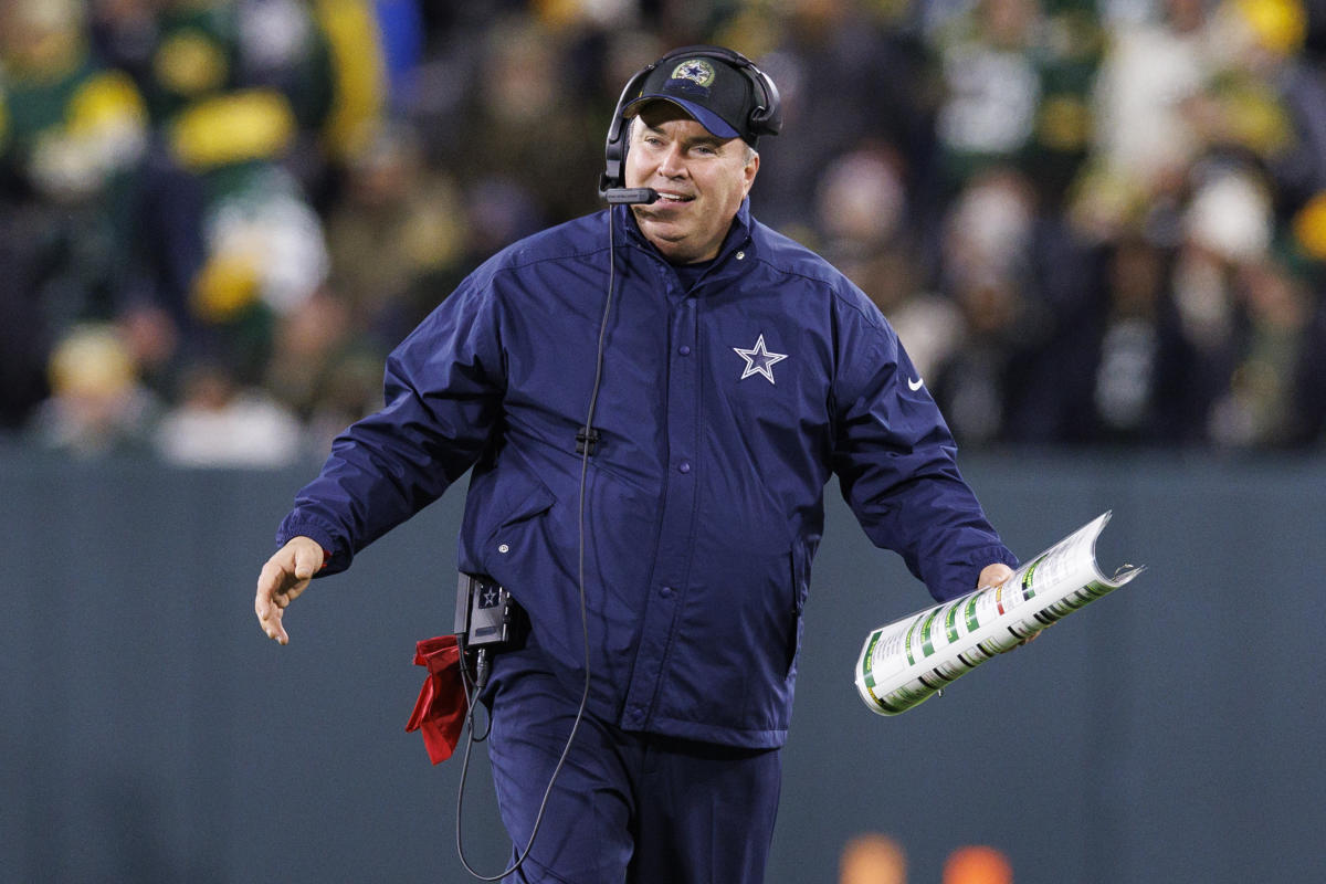 Kellen Moore, Cowboys part; Mike McCarthy to call plays