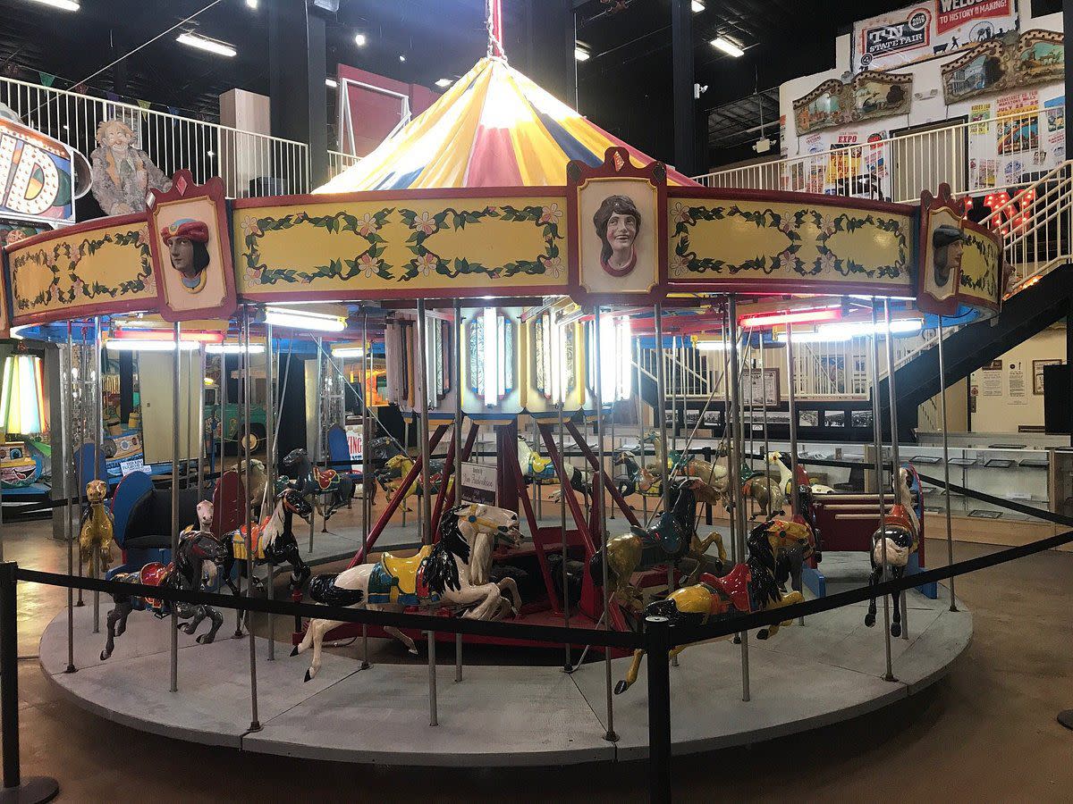 Old carousel in International Independent Showmen's Museum