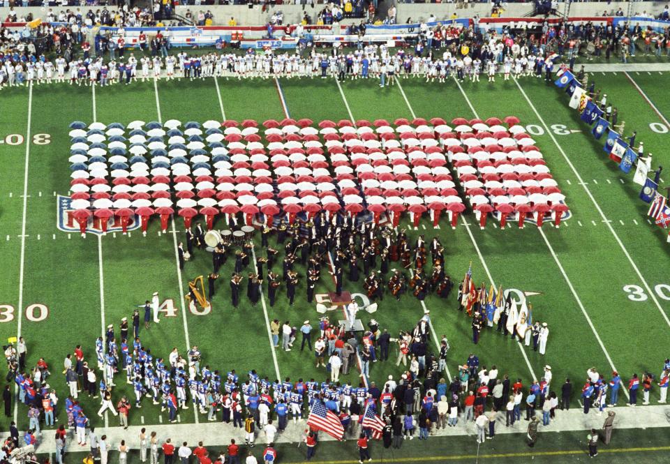 A general view of recording artist Whitney Houston performing the National Anthem prior to the start of Super Bowl XXV between the New York Giants and the Buffalo Bills at Tampa Stadium. The Giants defeated the Bills 19-20.