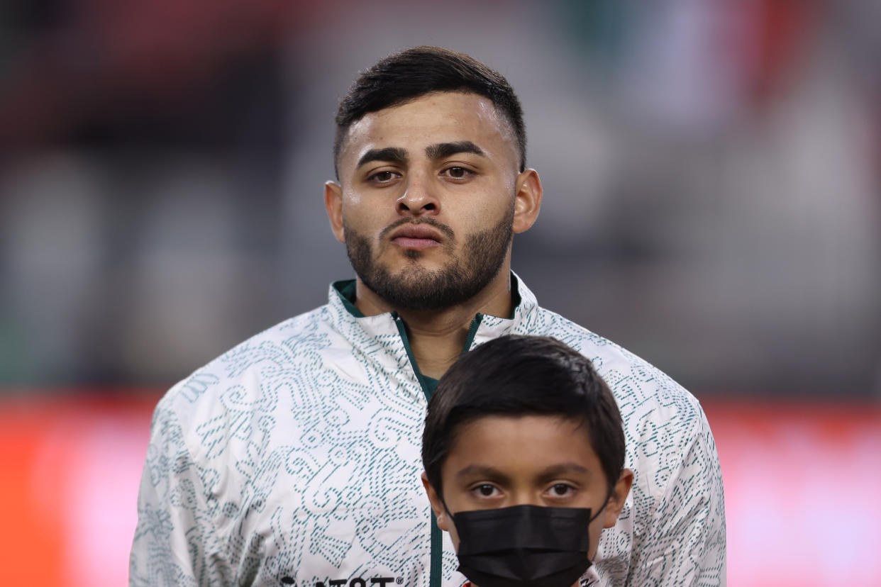 Alexis Vega tuvo un ascenso meteórico, hoy es ratificado como el número 10 del Tricolor. (Foto: Omar Vega/Getty Images)