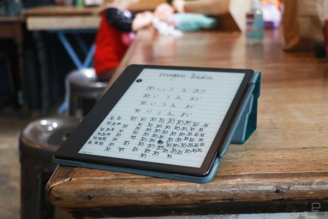 unveils a new $340 'Kindle Scribe' e-reader that doubles as a  digital notebook – GeekWire