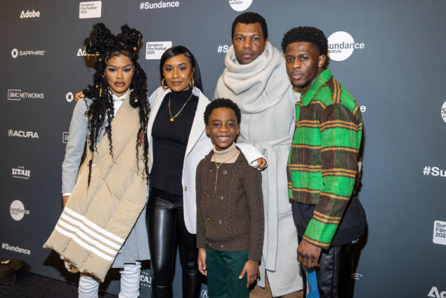 A Thousand And One Red Carpet Premiere Takes Harlem