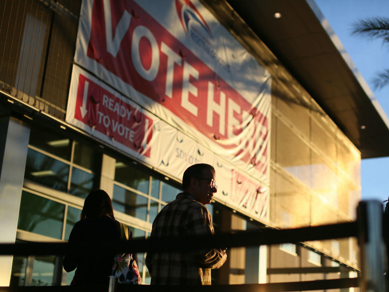 Voters wait in line at the San Diego County Registrar of Voters during the 2016 presidential election: REUTERS/Sandy Huffaker