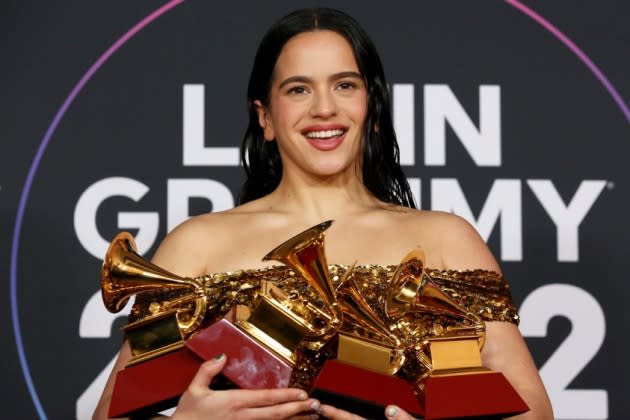 Los Latin Grammy planean trasladar la ceremonia de 2023 a España