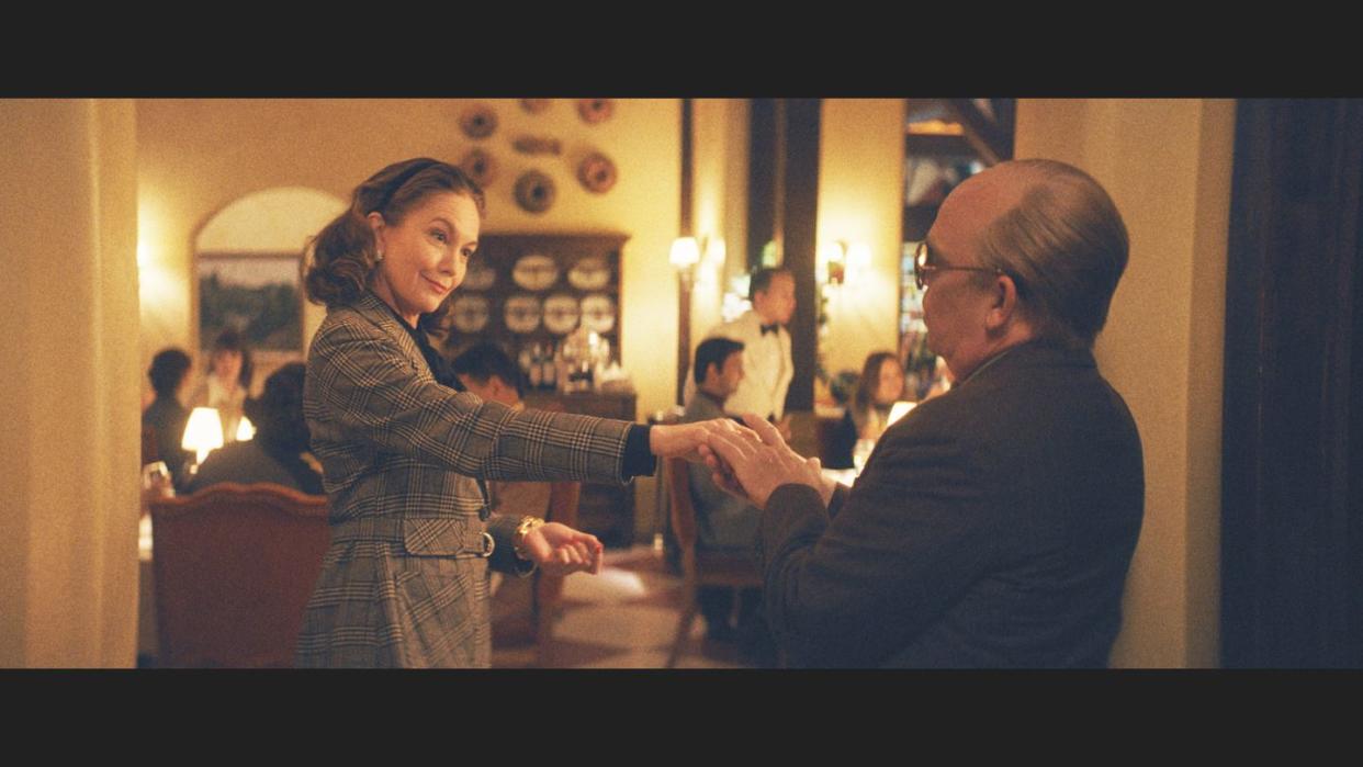 diane lane as slim keith, tom hollander as truman capote