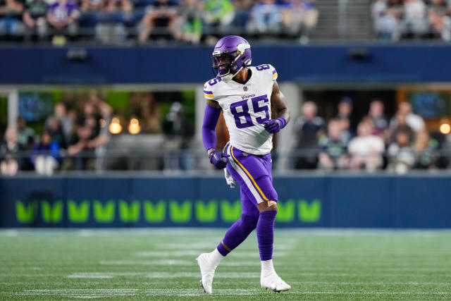 Vikings WR Justin Jefferson falls victim to the NFL's dumbest rule with  fumble